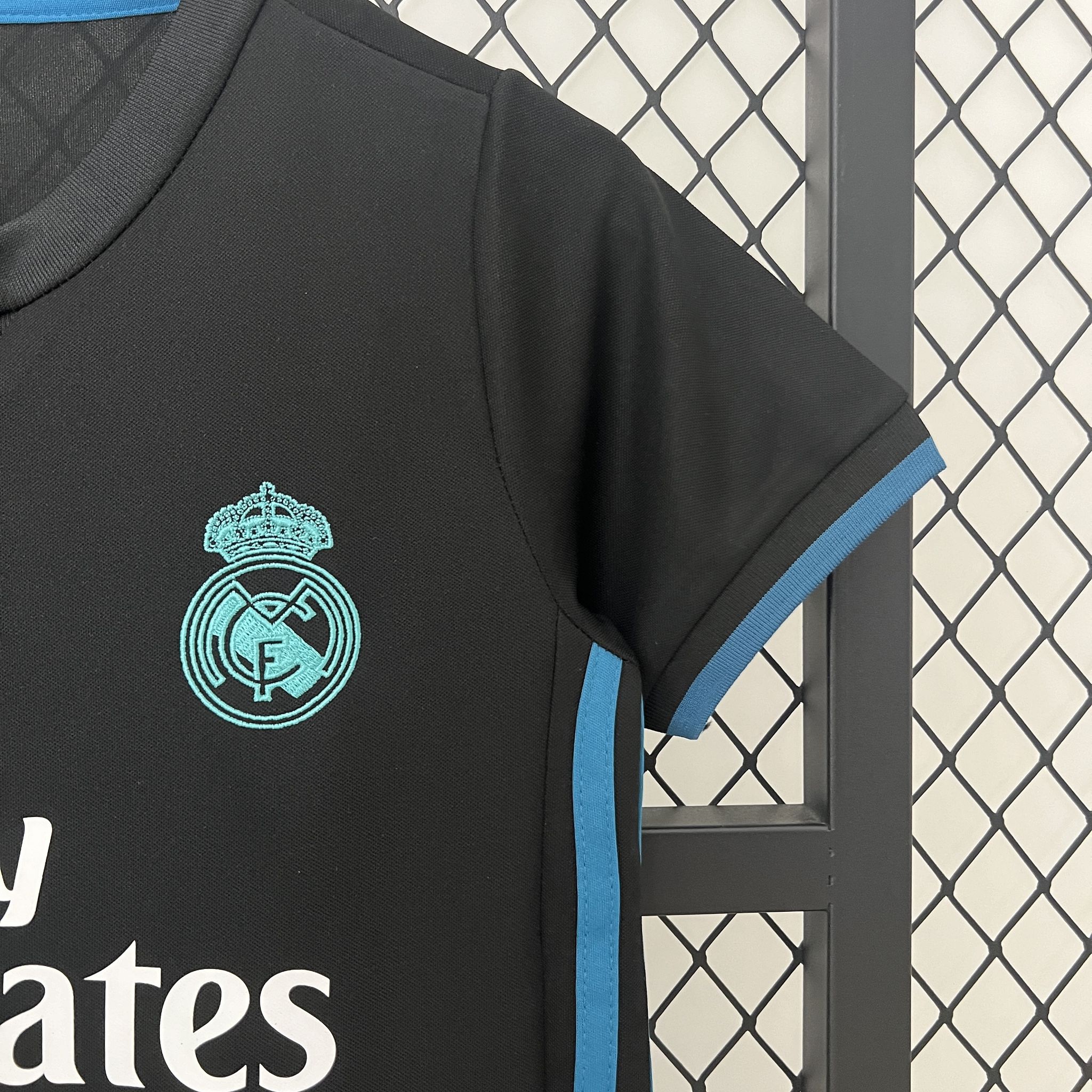Real Madrid 17-18 Away Retro Kid Kits Youth Apparels Jersey