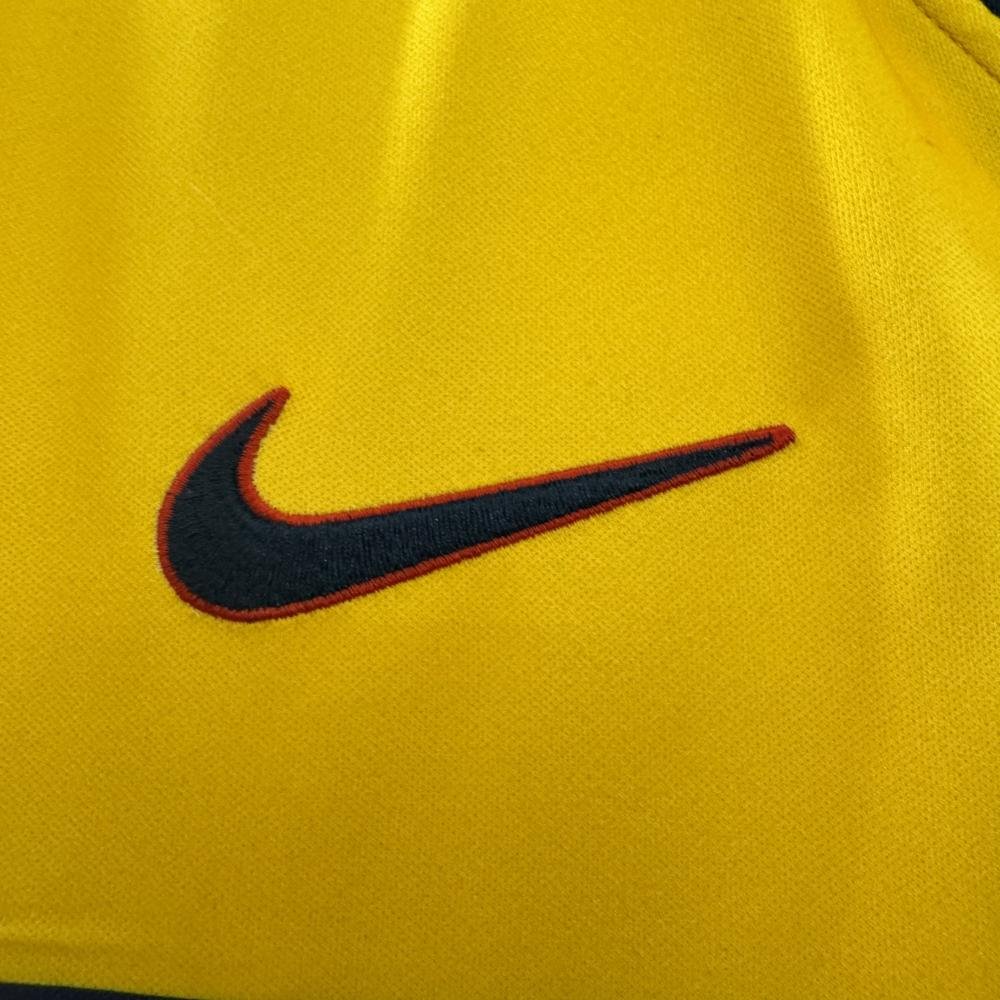 Arsenal Retro  Away Football Shirt 1997-1999