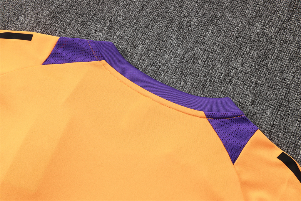 Real Madrid Training Short sleeve Jersey 24/25