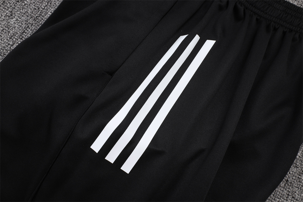 Manchester United Training Jersey 25/26