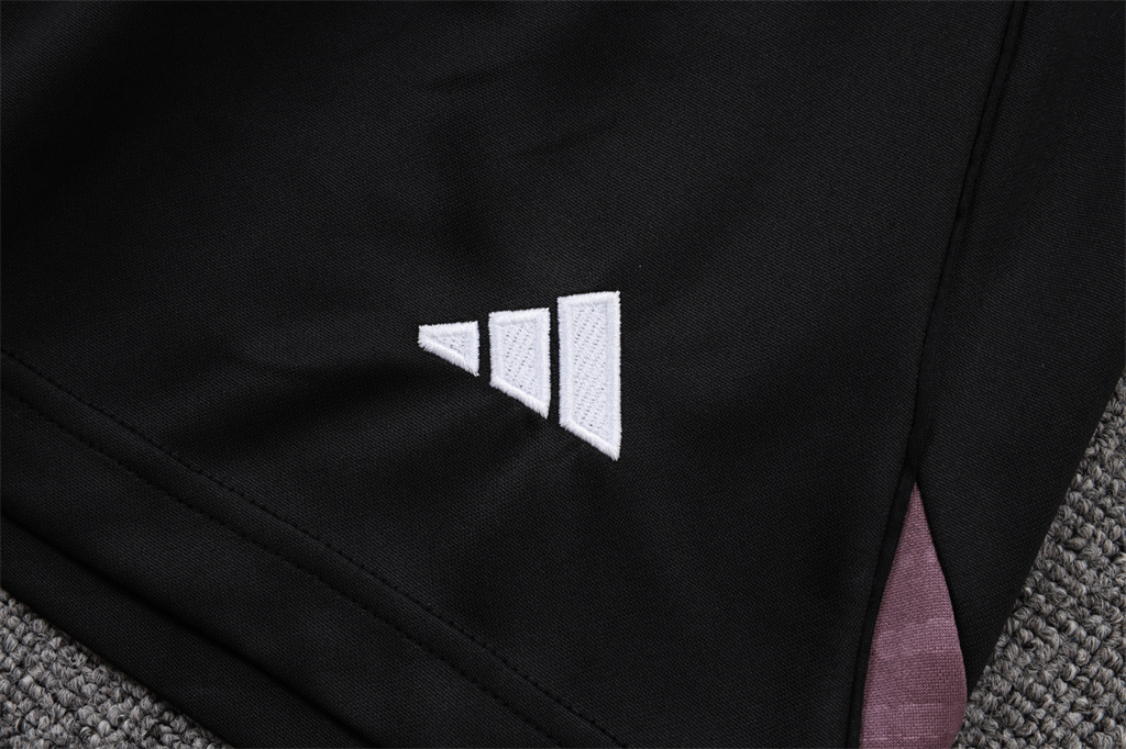 Manchester United Training Jersey 25/26