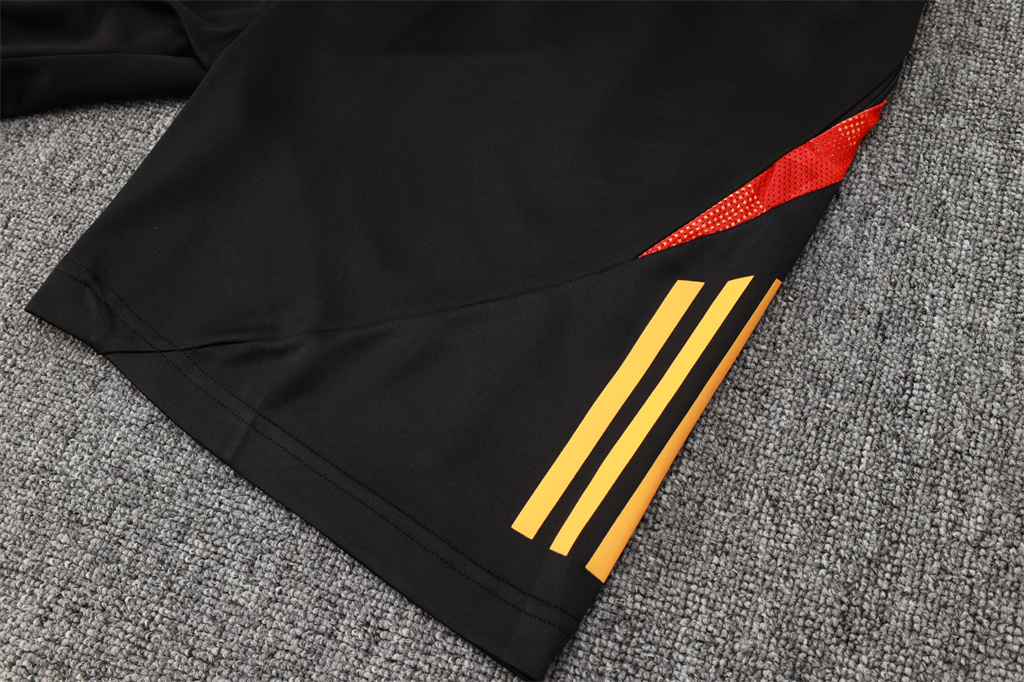 Bayern Munich Training Jersey 24/25