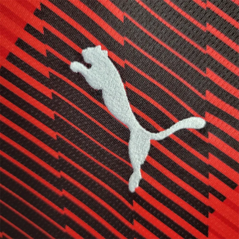 23-24 AC Milan Ibrahimović #11 Jersey Home