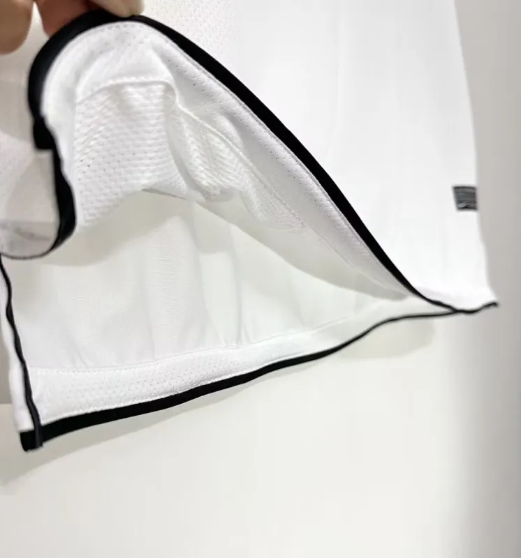 2010-11 Manchester United Retro Jersey Away