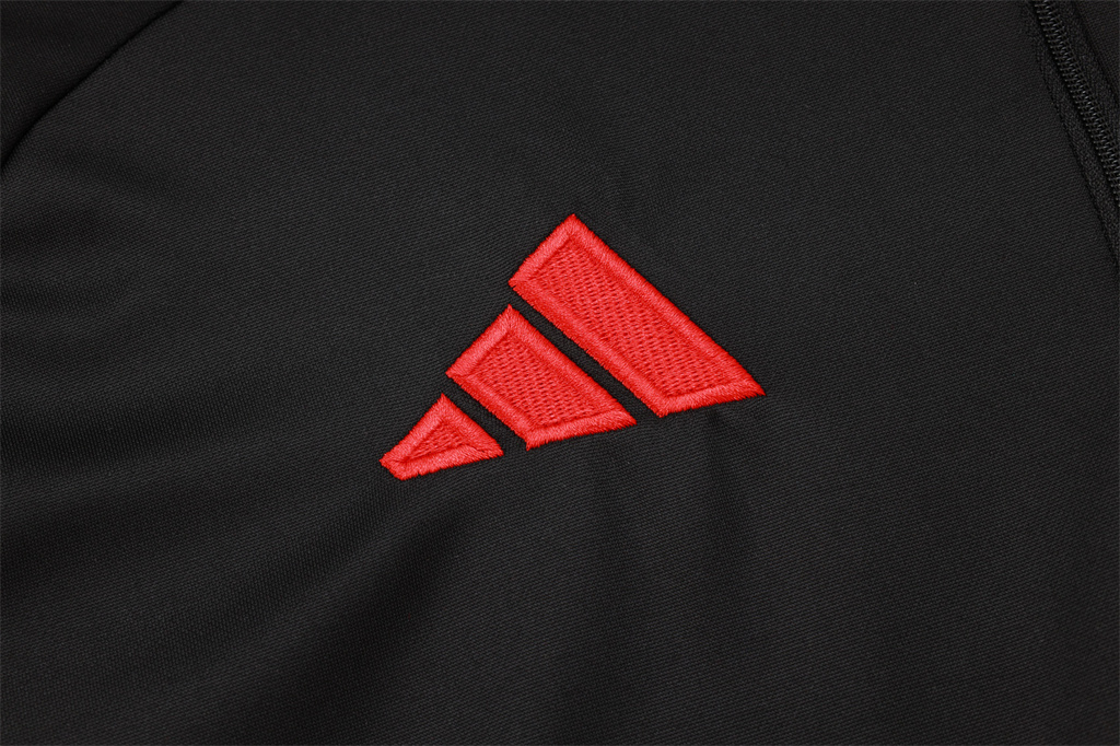 Manchester United Kids Training Suit 24/25