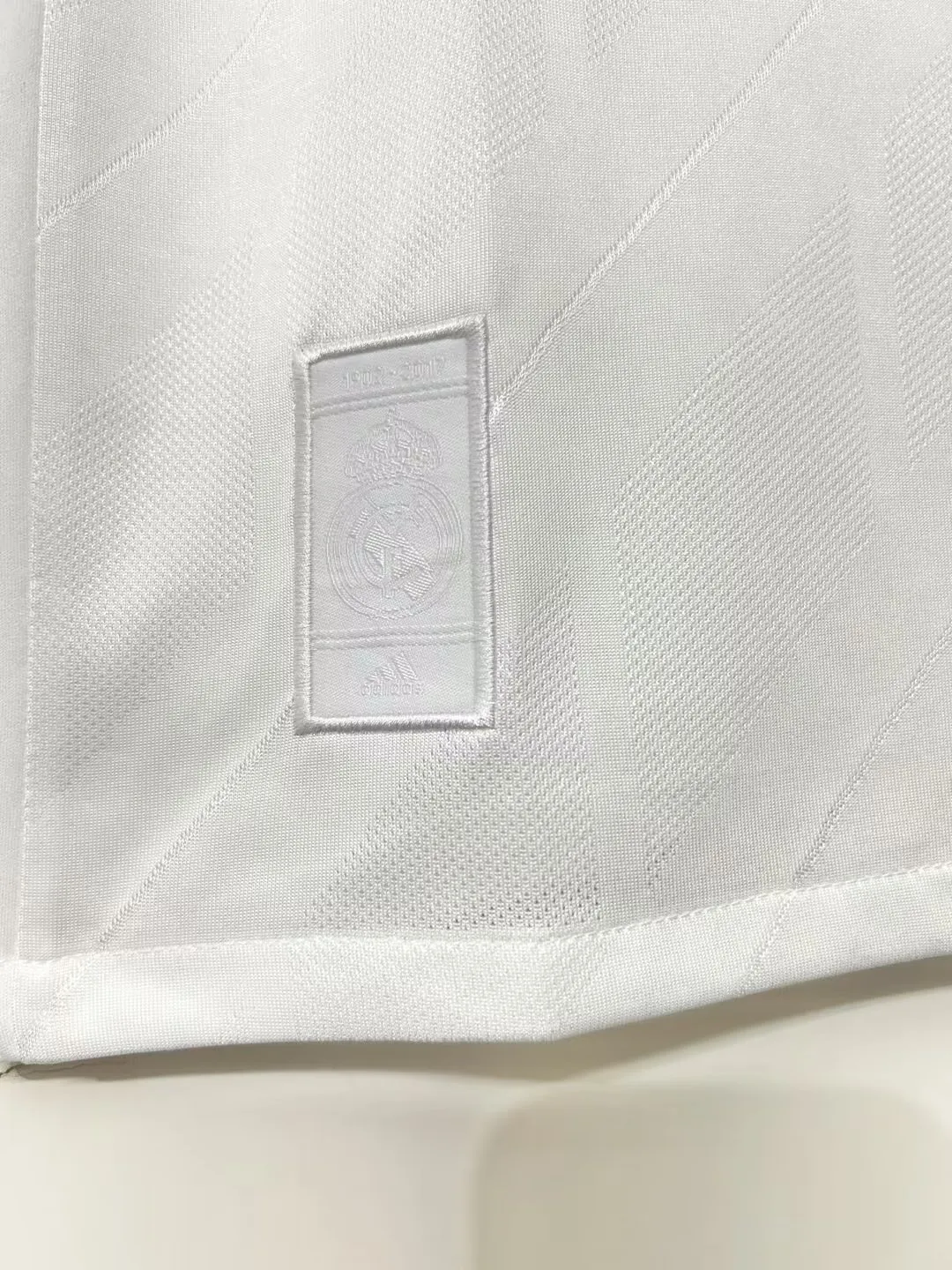 2017/18 Real Madrid Retro Home Long Sleeve Jersey