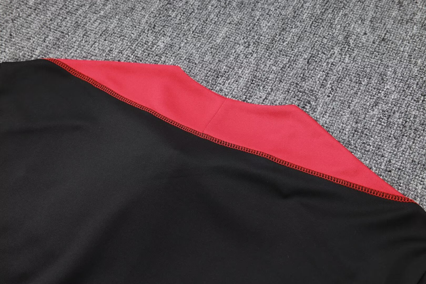 Liverpool Training Jersey Suit 24/25