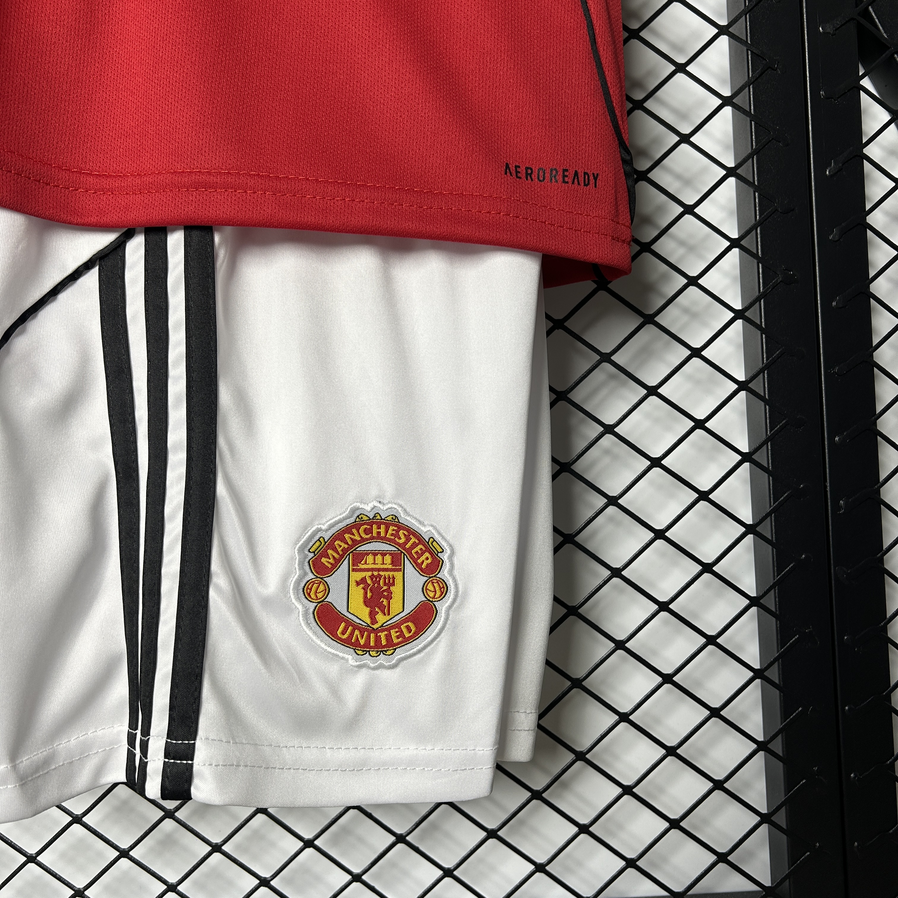Manchester United Home Kids Suit & socks 25/26