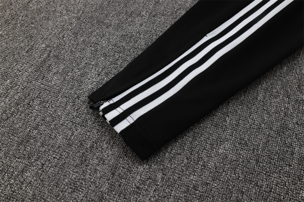 Manchester United Training Jacket 24/25