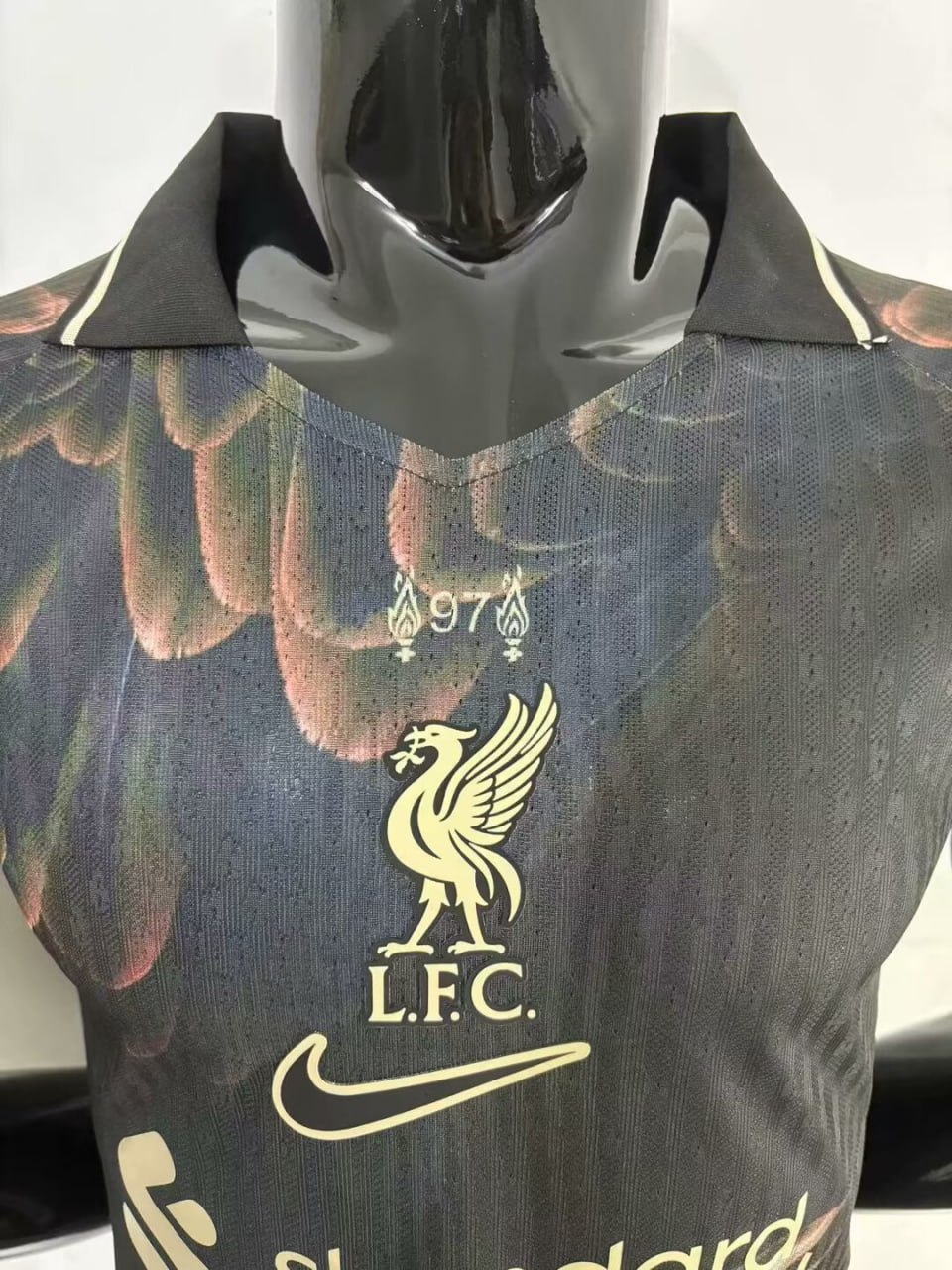 Liverpool Black Commemorative Edition Player Version Jersey 25/26