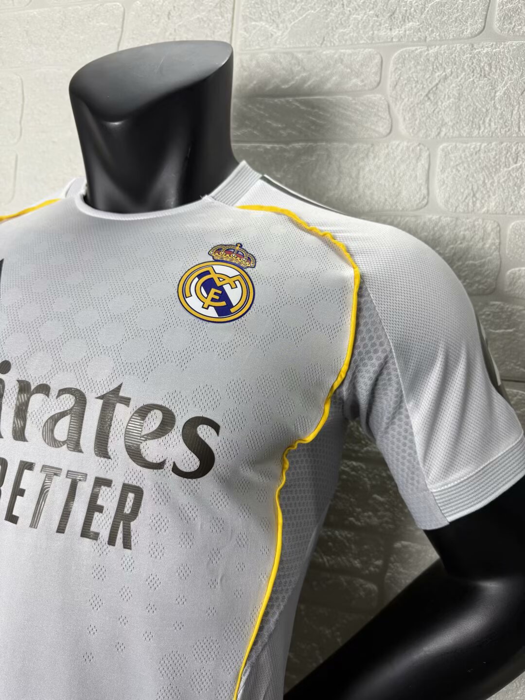 Real Madrid Home Player Jersey 25/26