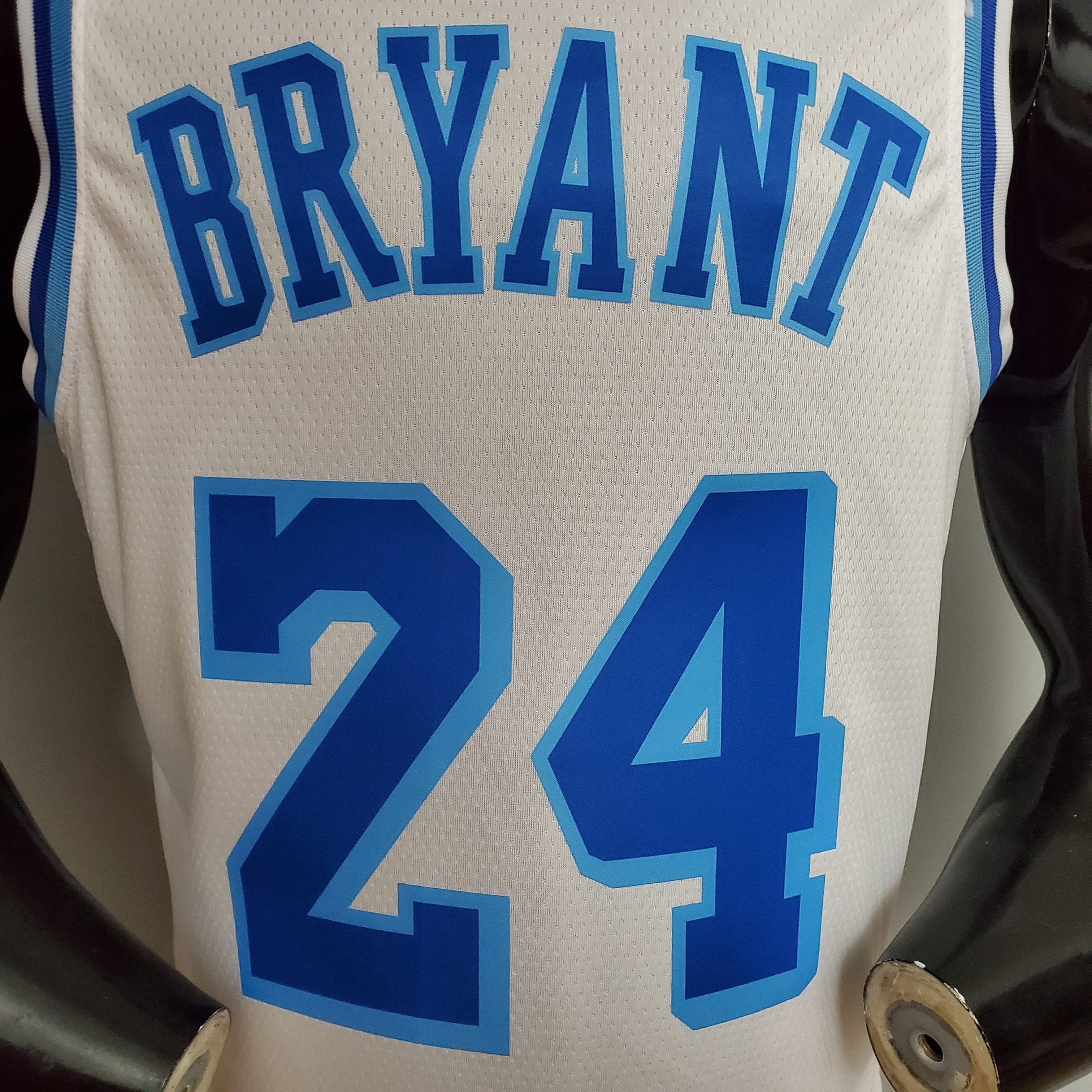 Kobe Bryant Los Angeles Lakers Swingman Jersey White