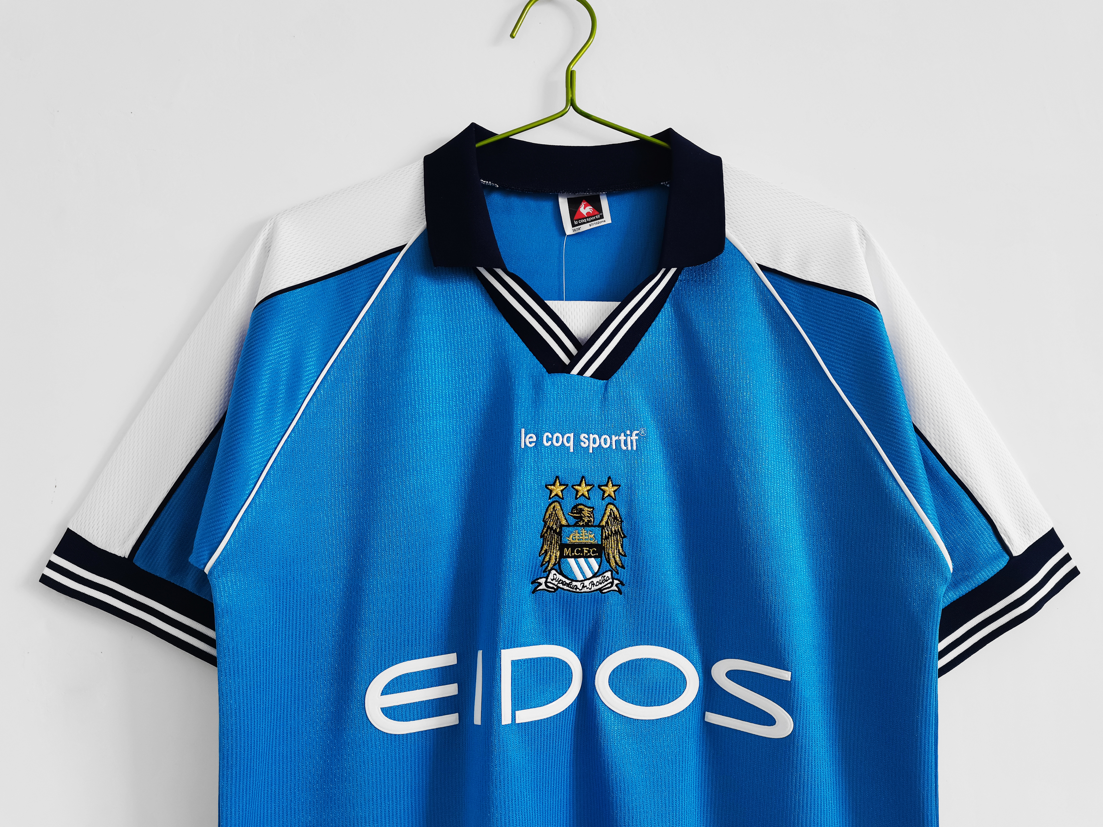 Manchester City Home Retro Jersey 99/01