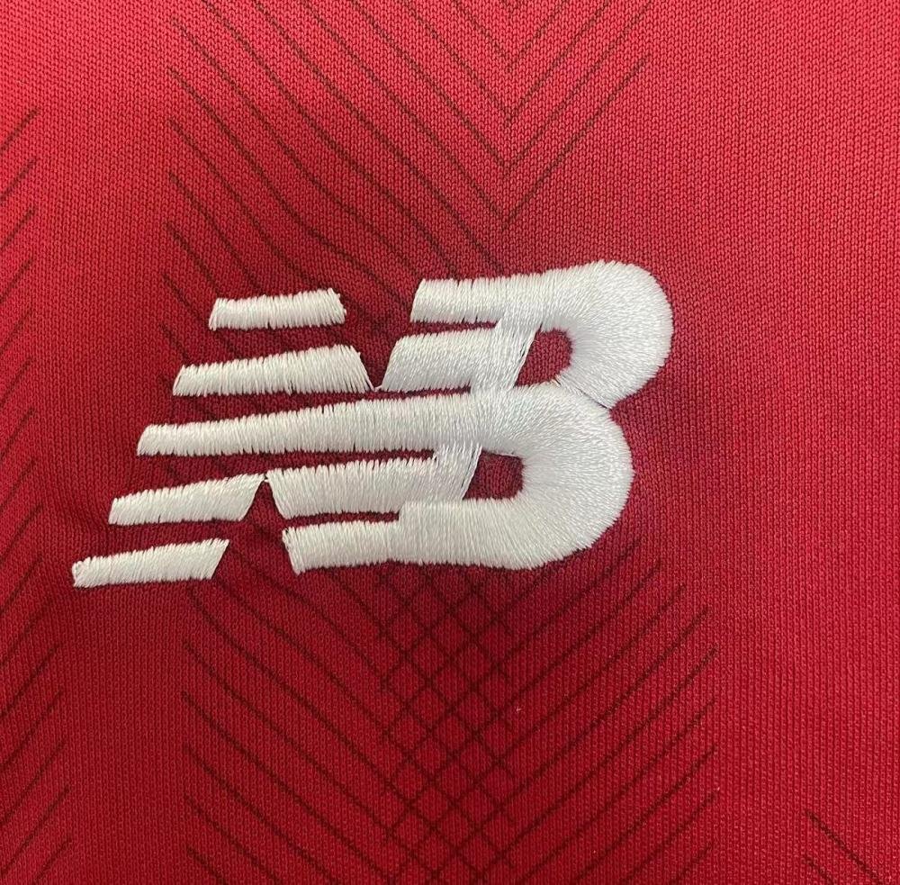 Retro Liverpool Home Football Shirt 2018/2019