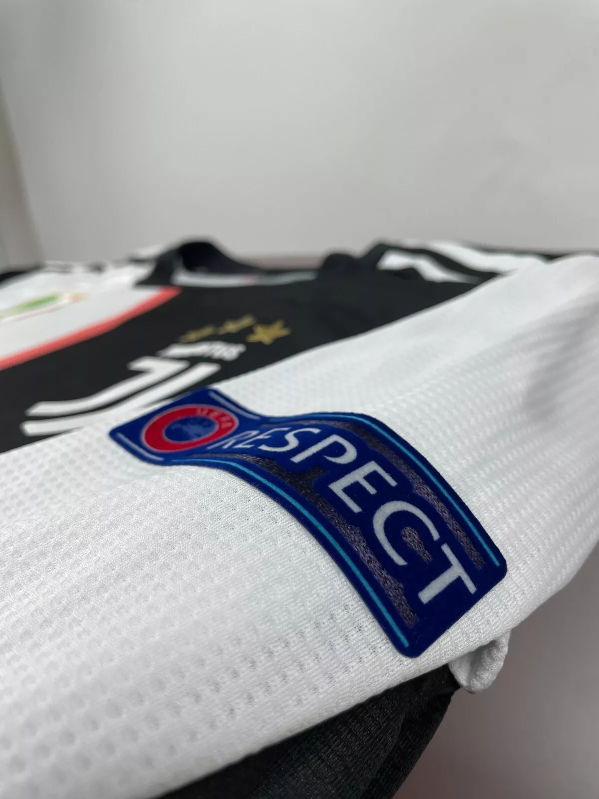 2019-20 Cristiano Ronaldo #7 Juventus Home Retro Player Version Soccer Jersey with UCL Patch - Long Sleeve