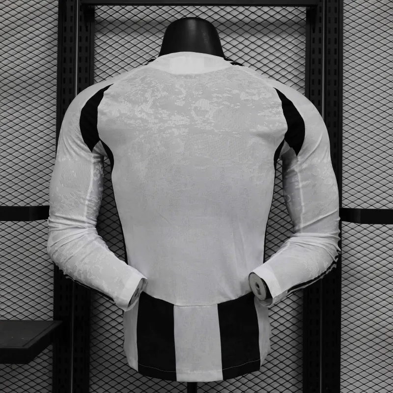 24-25 Juventus Home Soccer Jersey Player Version Long Sleeve