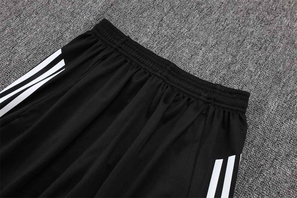 Manchester United Training Jersey 25/26