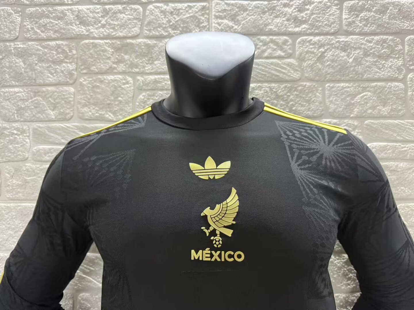 Mexico Gold Man Player Long Sleeve Jersey 25/26