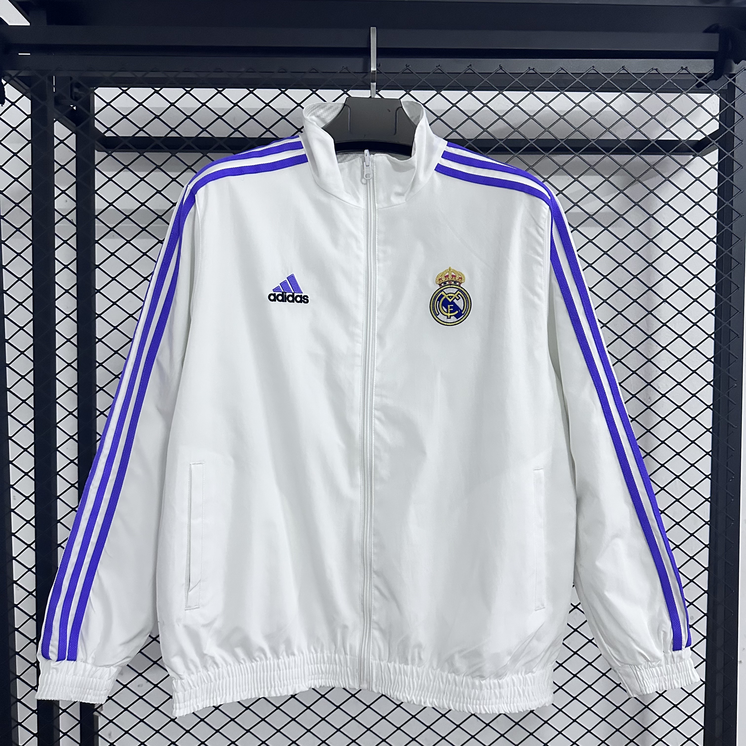 Real Madrid Double-Sided Training Windbreaker 2025