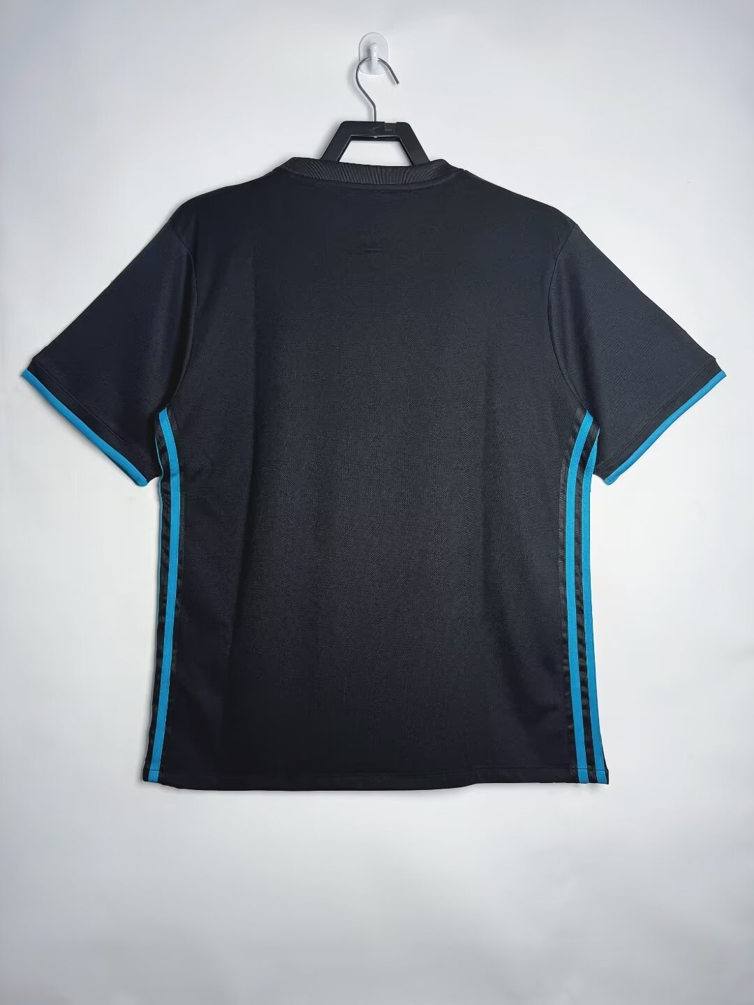 Real Madrid Away Retro Jersey 2017/18