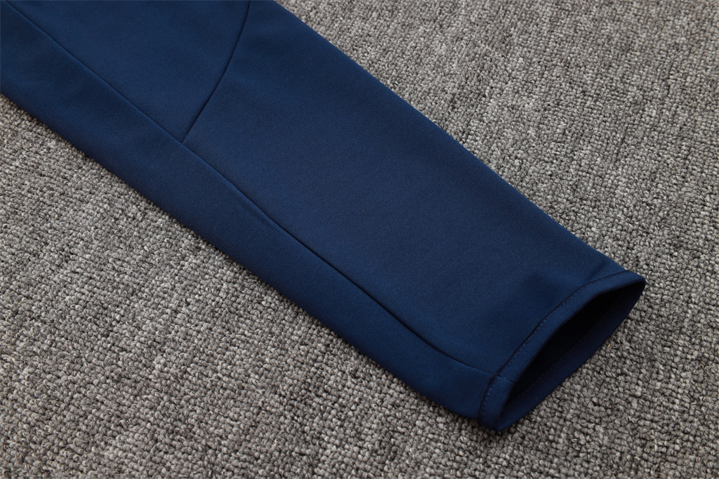 Manchester United Training Jacket 24/25