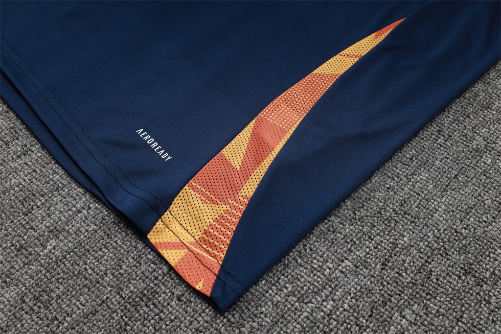 Real Madrid Training Short sleeve Jersey 24/25