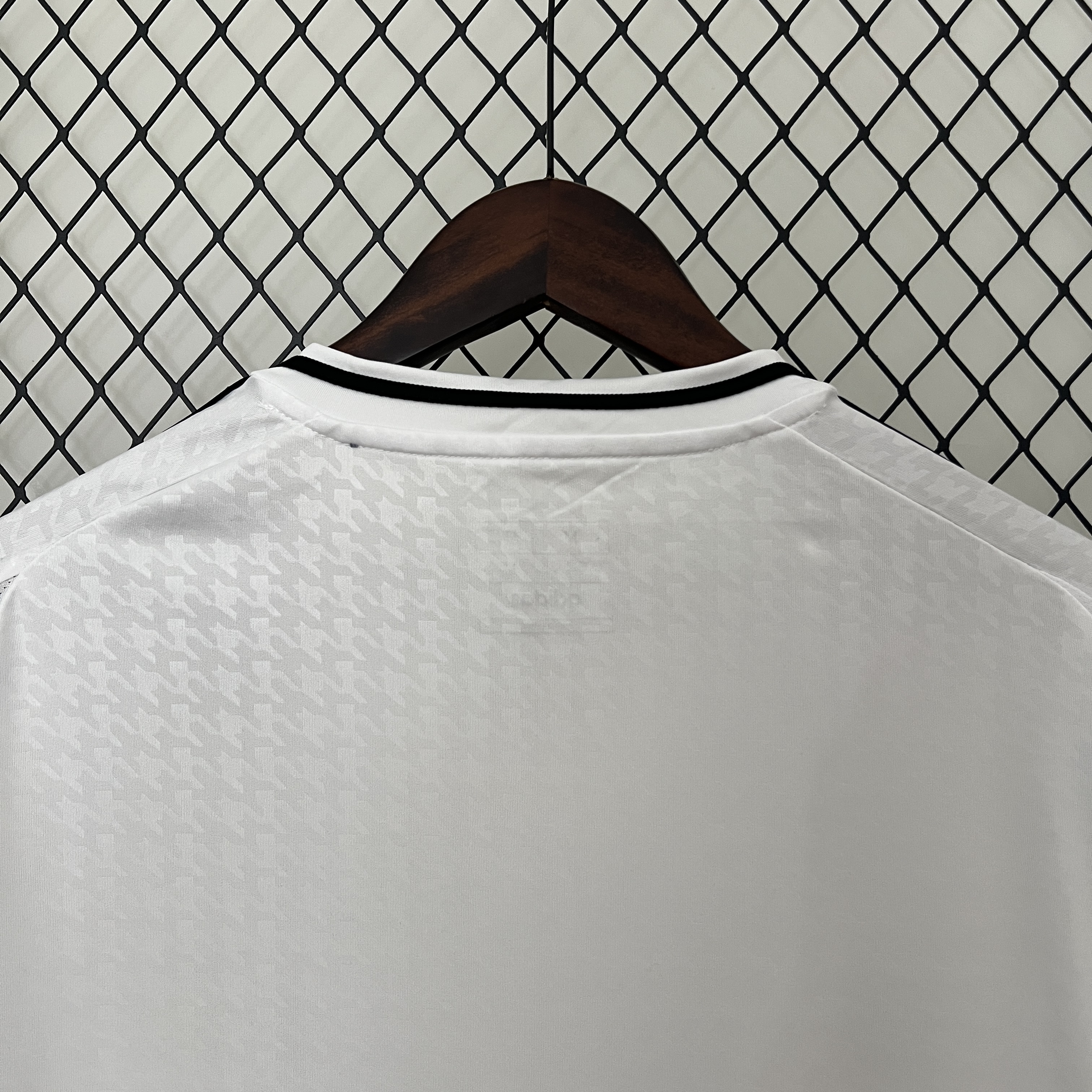 Real Madrid Home Man Jersey 24/25