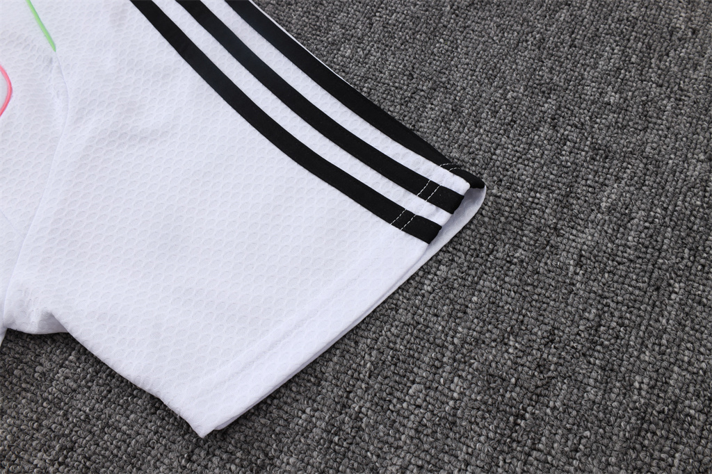 Juventus Training Short Sleeve Suit 25/26