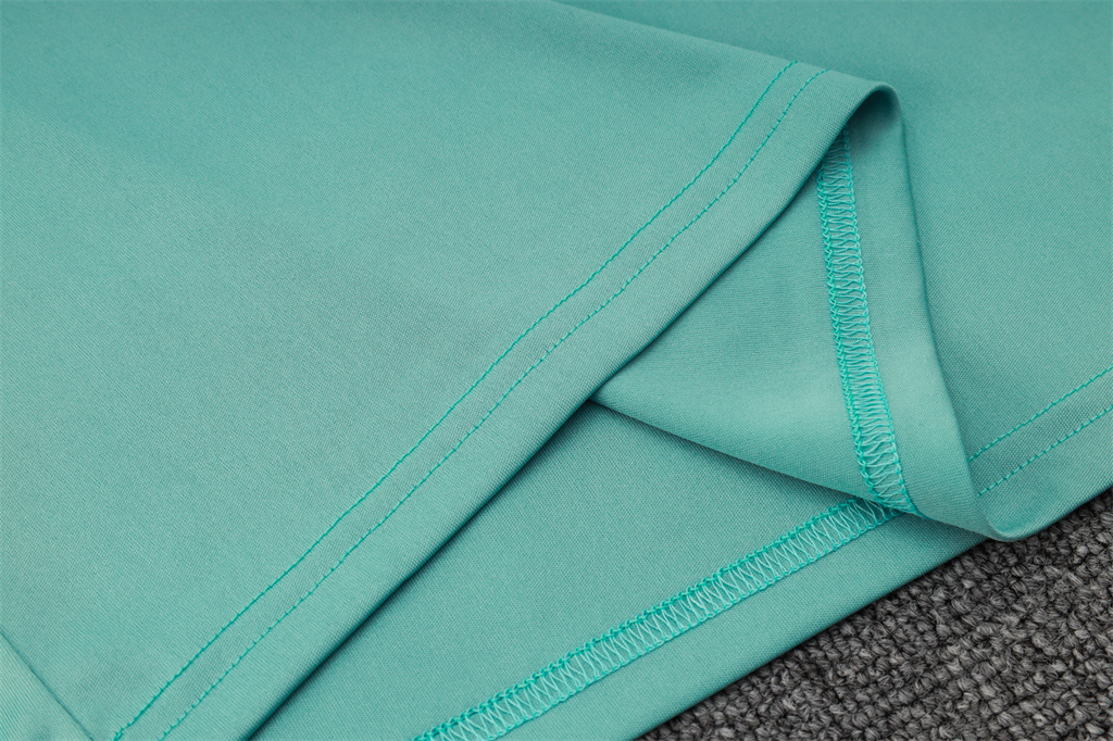 Liverpool Training Short sleeve Jersey 24/25