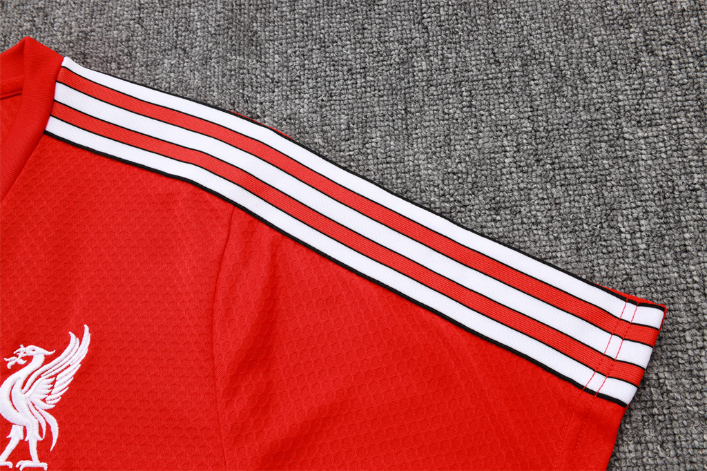 Liverpool Training Short sleeve Suit 25/26