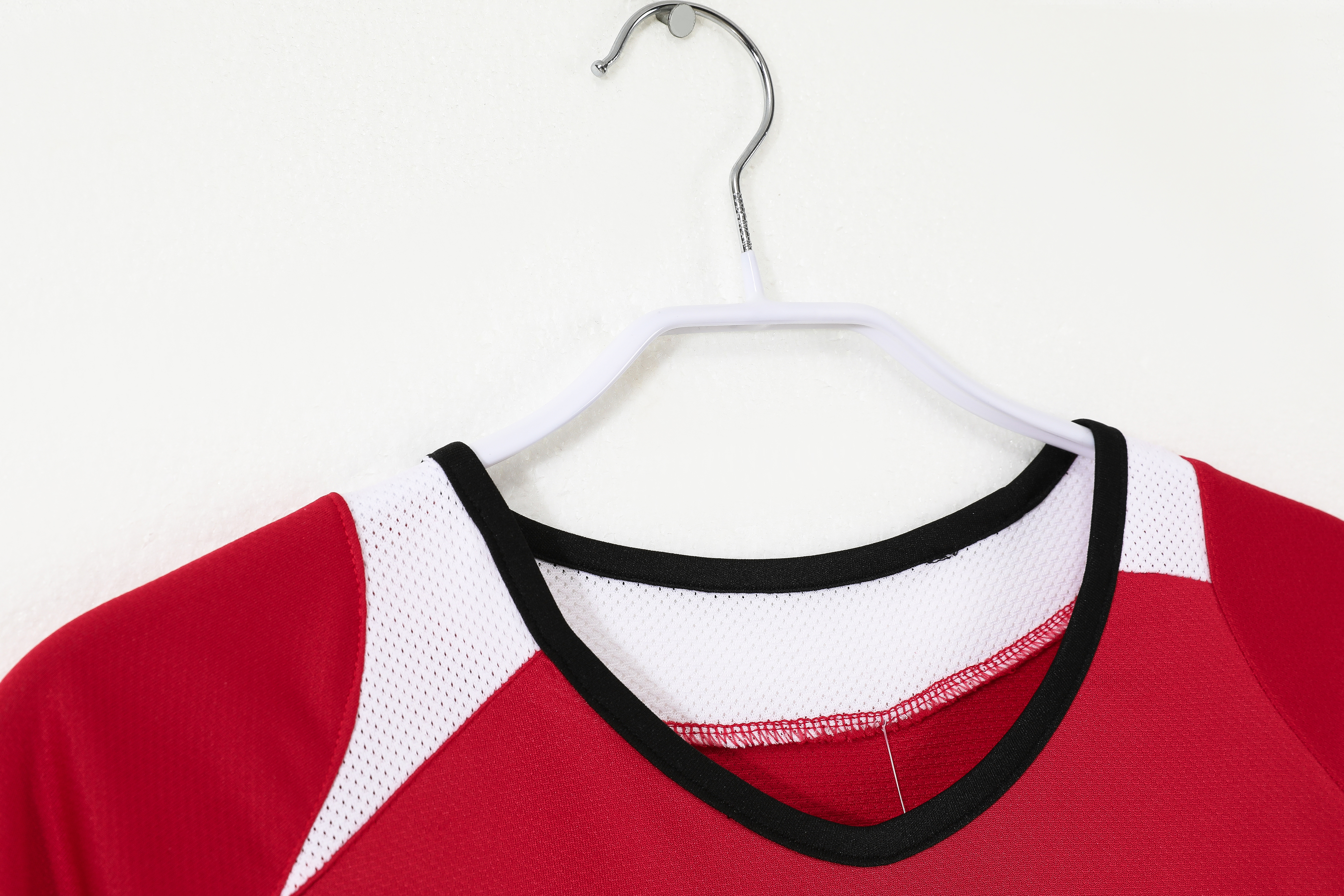 Manchester United Home Retro Jersey 04/06