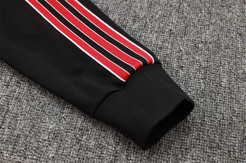 Manchester United Training Jacket 25/26