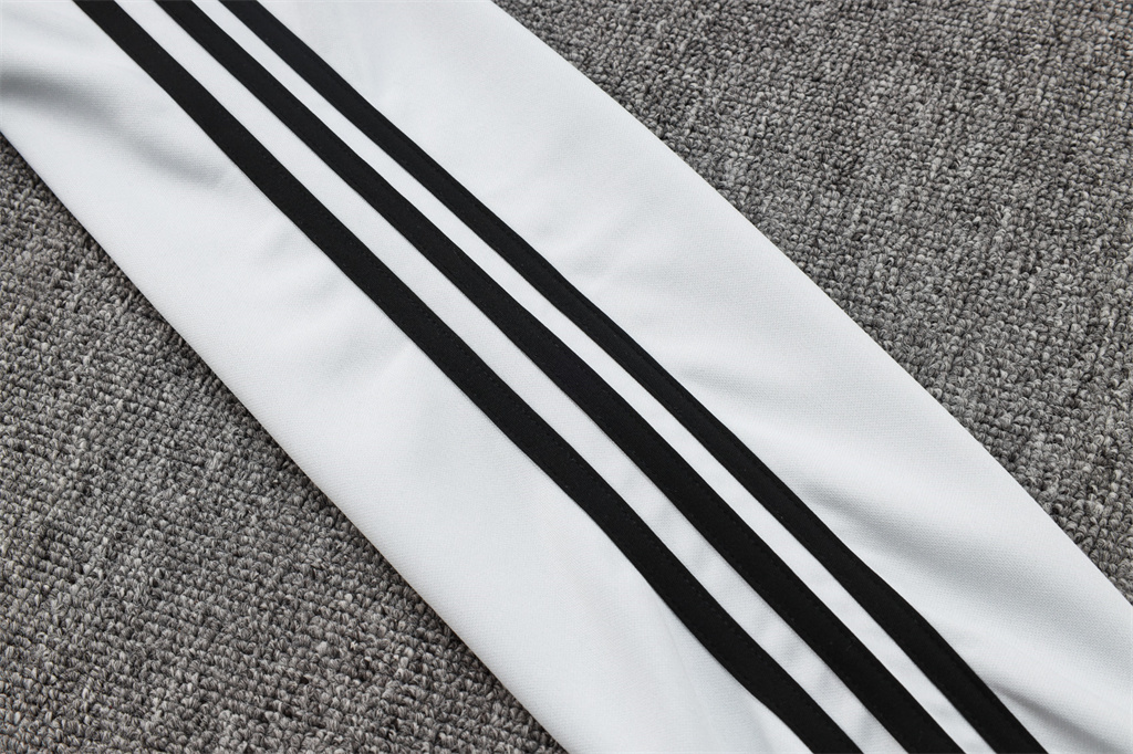 Juventus Training Jacket 24/25