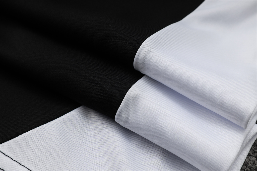 Real Madrid Training Short sleeve Jersey 24/25