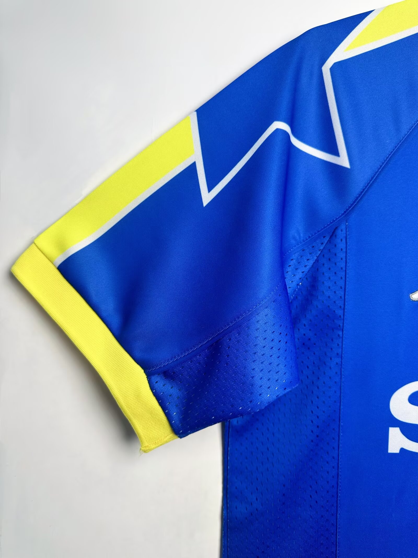 Juventus Away Retro Jersey 1997/99