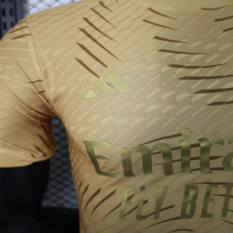 24-25 Real Madrid Gold Special Edition Football Jersey