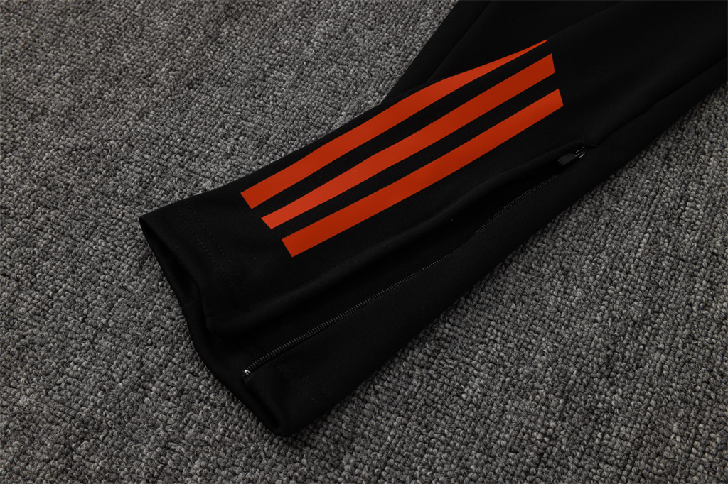 Internacional  Training Pants 24/25