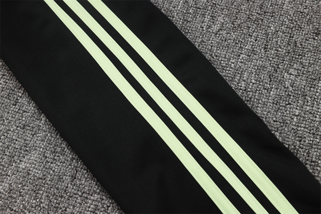 Manchester United Training Jacket 24/25