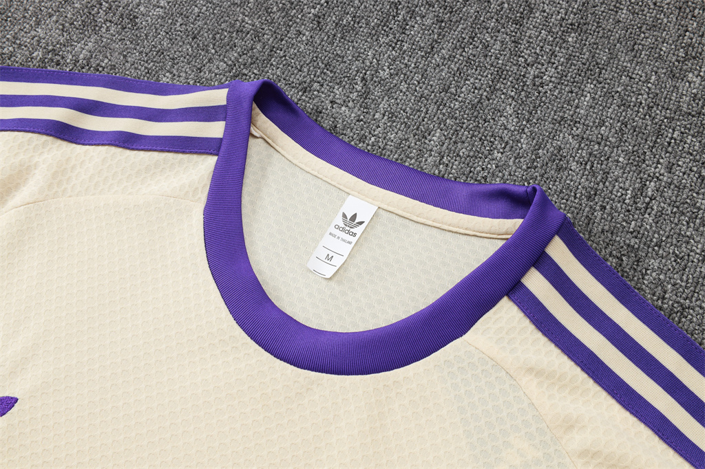 Real Madrid Training Short sleeve Jersey 25/26