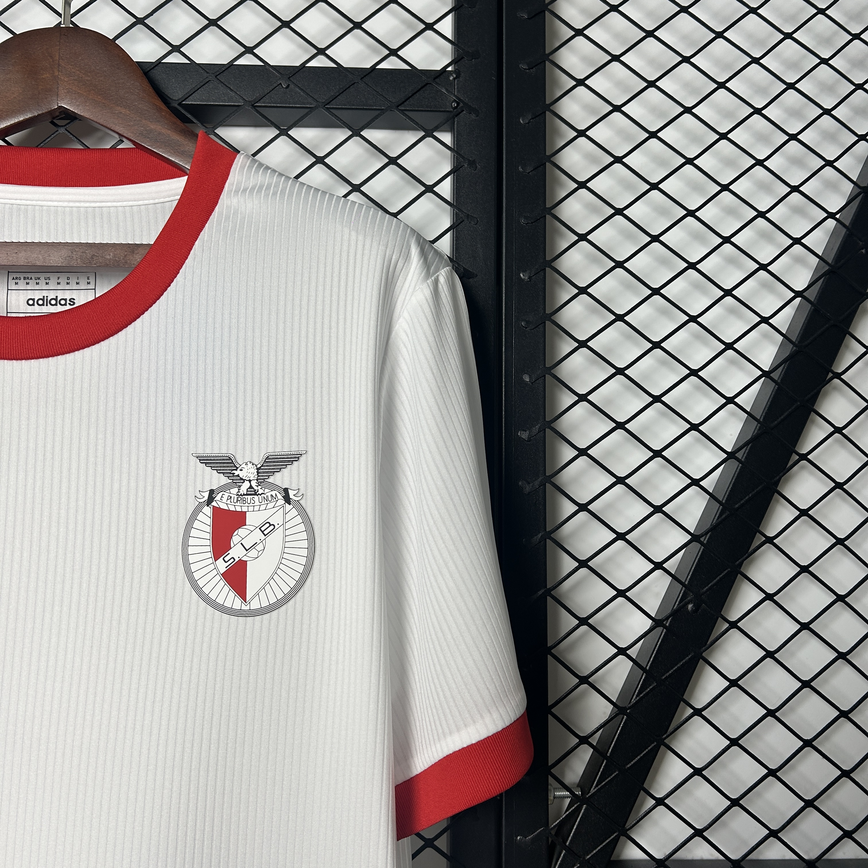 SL Benfica Commemorative Edition Man Jersey 25/26