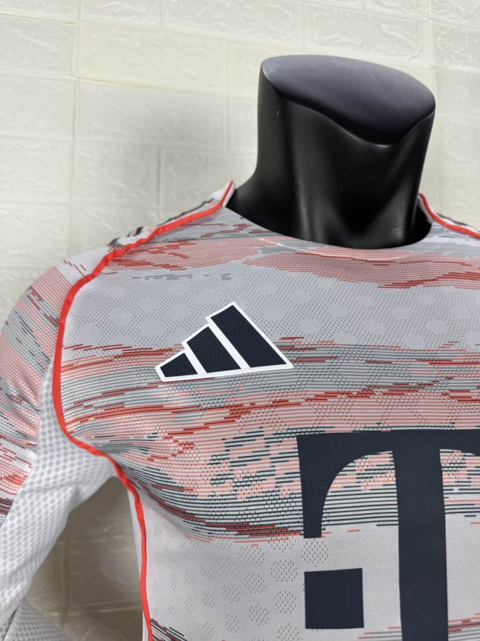 Bayern Munich Home Player Long Sleeve Jersey 25/26