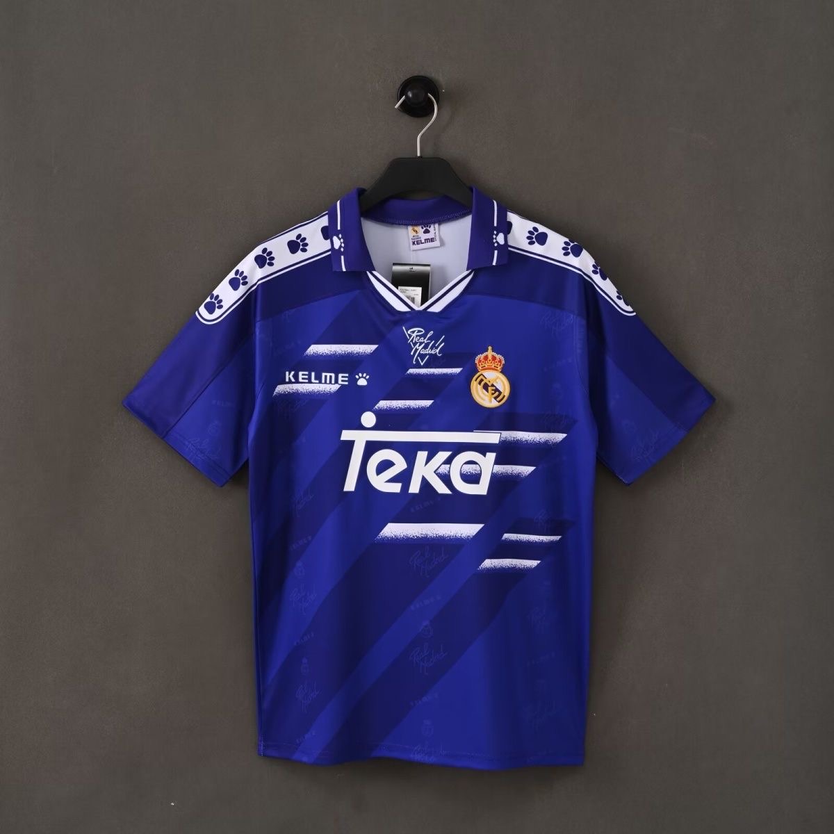 Real Madrid Retro Jersey Away Shirt 1994-96