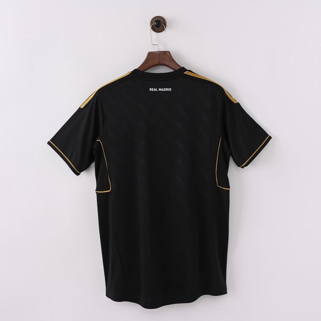 Real Madrid Away Retro Jersey 11/12