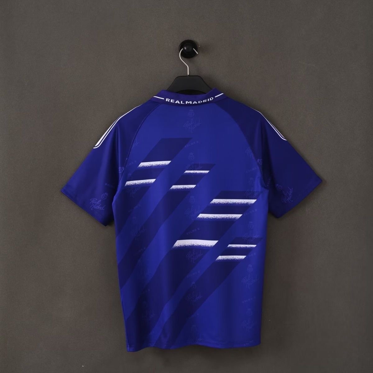 Real Madrid Retro Jersey Away Shirt 1994-96