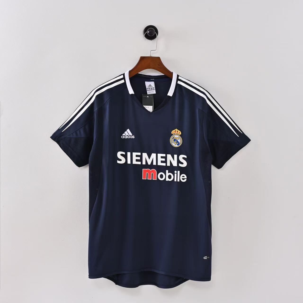 2004/05 Real Madrid Retro Away Jersey