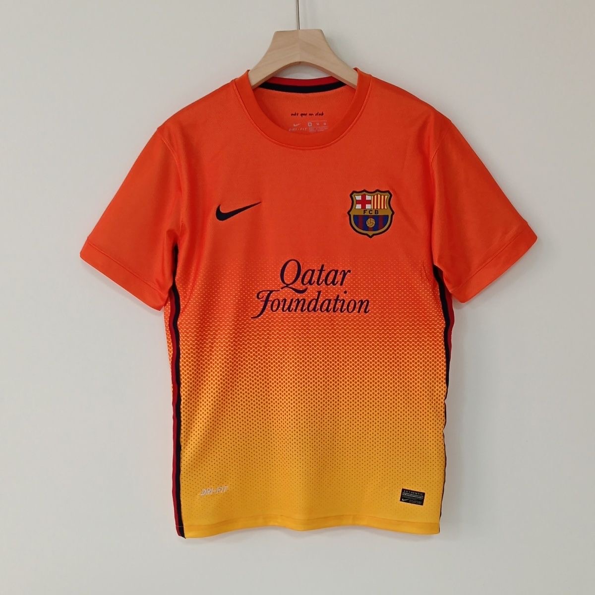 12-13 Barcelona Retro Jersey Away