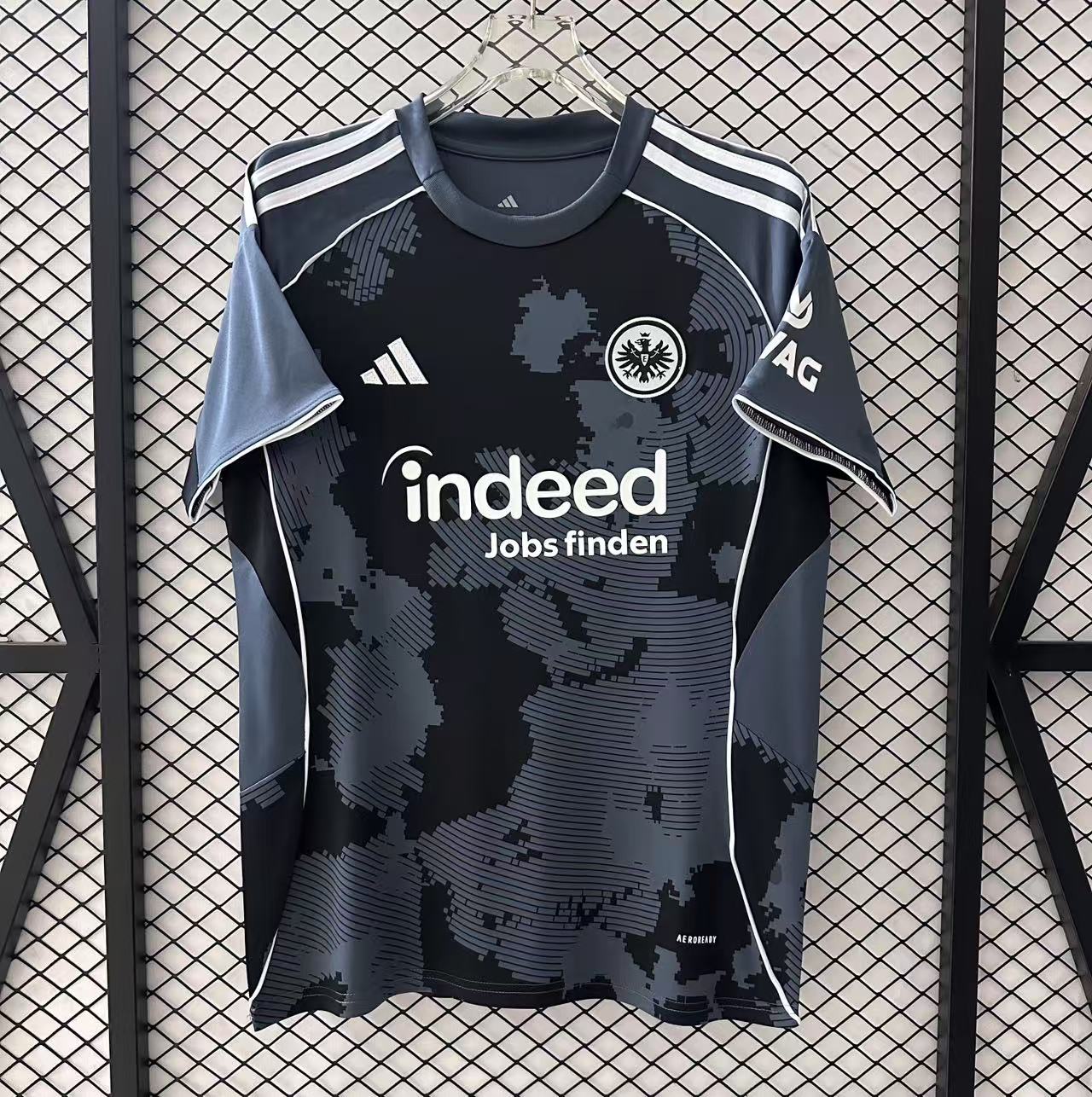 2025-26 Eintracht Frankfurt Third Fans Soccer Jersey