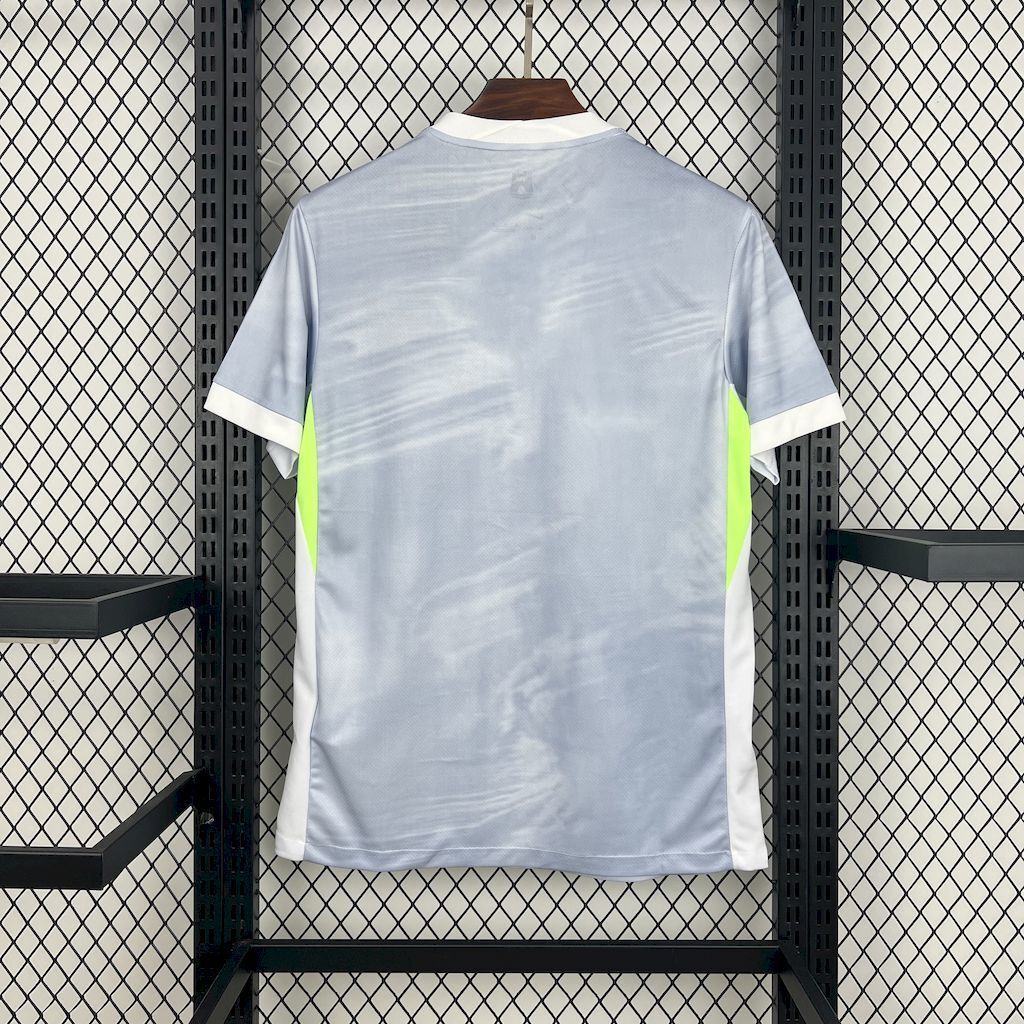 Wolfsburg 2025/26 Away Jersey