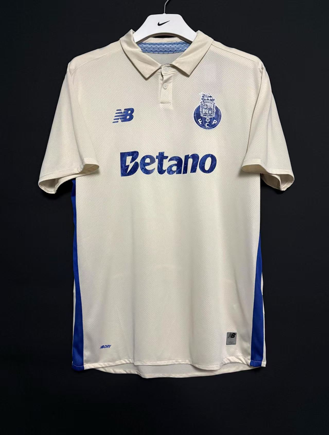 FC Porto Third Man Jersey 2025/26