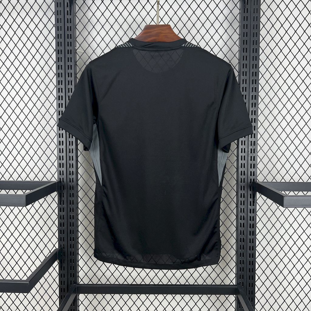 Corinthians 2025/26 Black Goalkeeper Jersey